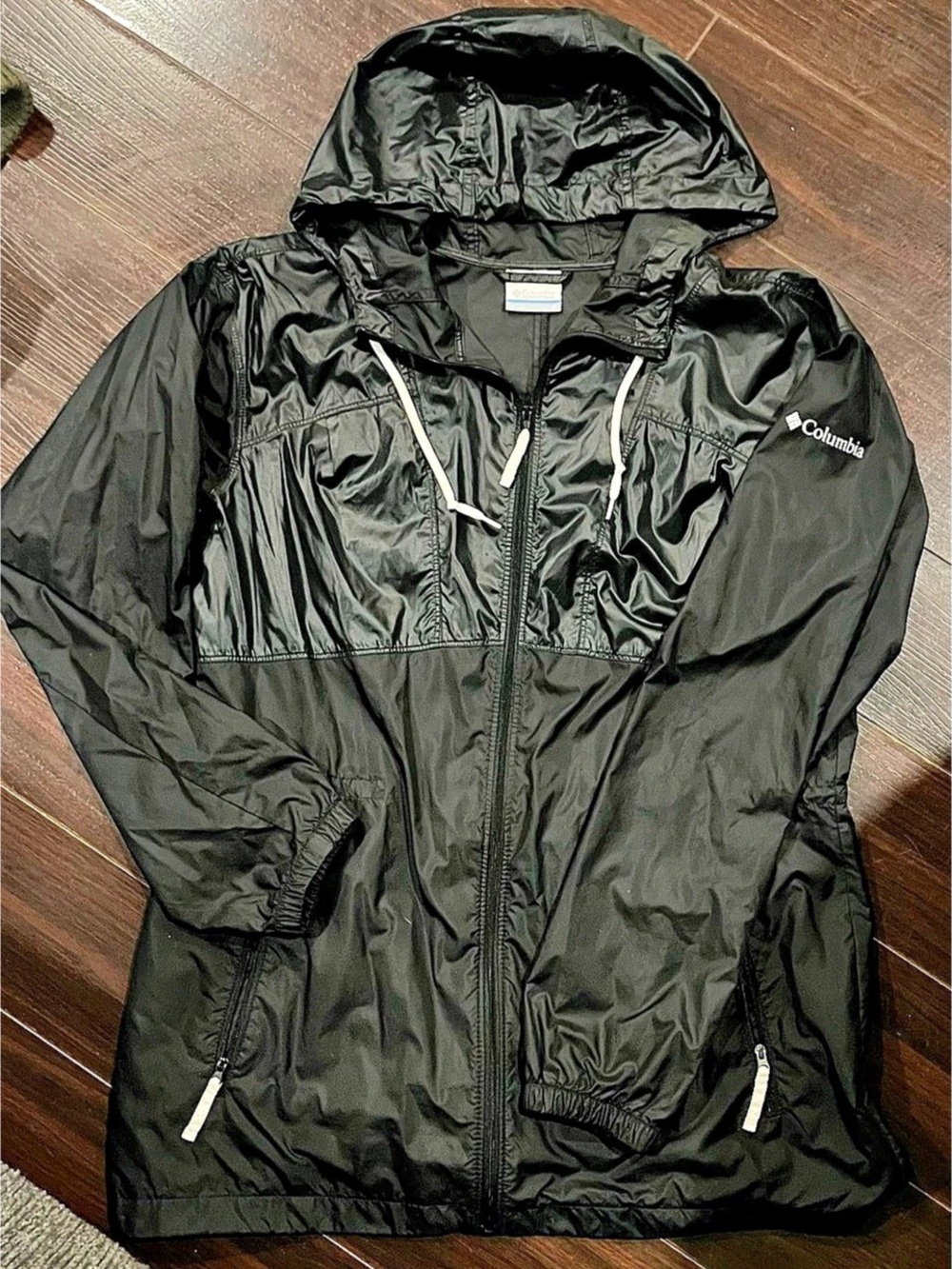 Columbia Windbreaker Size Medium